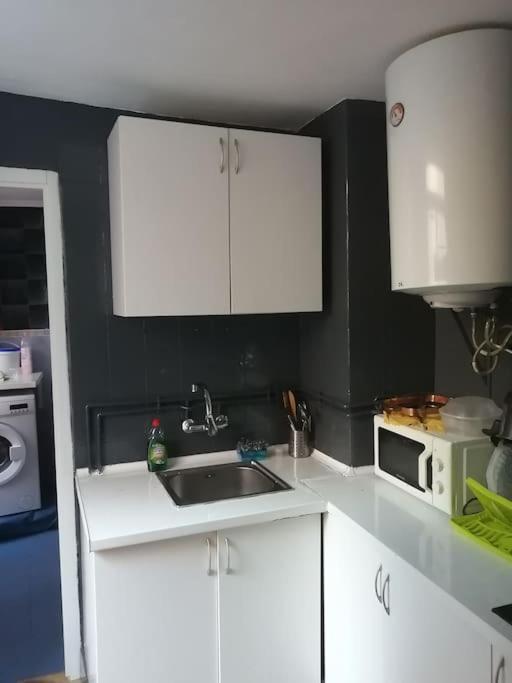 Apartamento Hotel Montana Lavapies Madrid Exteriér fotografie