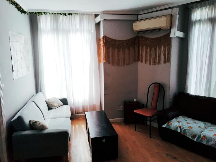Apartamento Hotel Montana Lavapies Madrid Exteriér fotografie